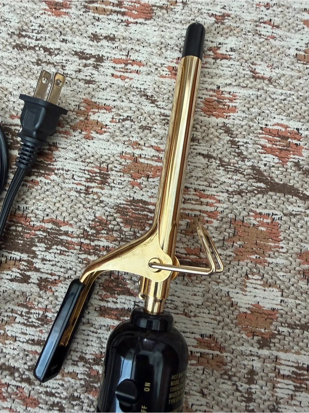 HOT TOOLS Gold Extended Barrel Curling Iron Excellent condition